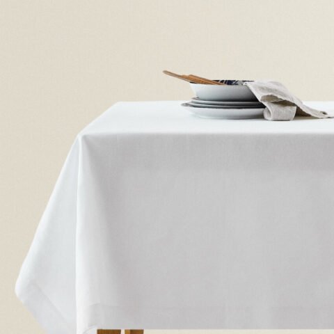 Basic Cotton Tablecloth